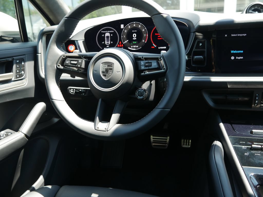 New 2026 Porsche Cayenne Turbo AWD/4WD image 27