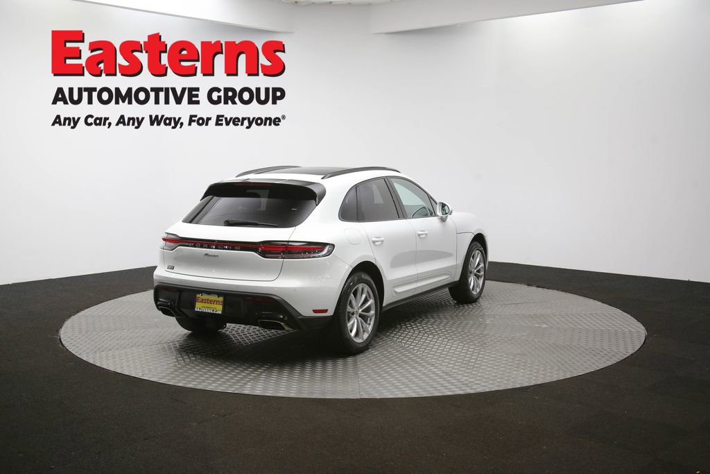 Used 2023 Porsche Macan T w/ Premium Package Plus image 42