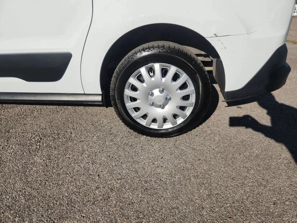 Used 2020 Ford Transit Connect XLT FWD image 18