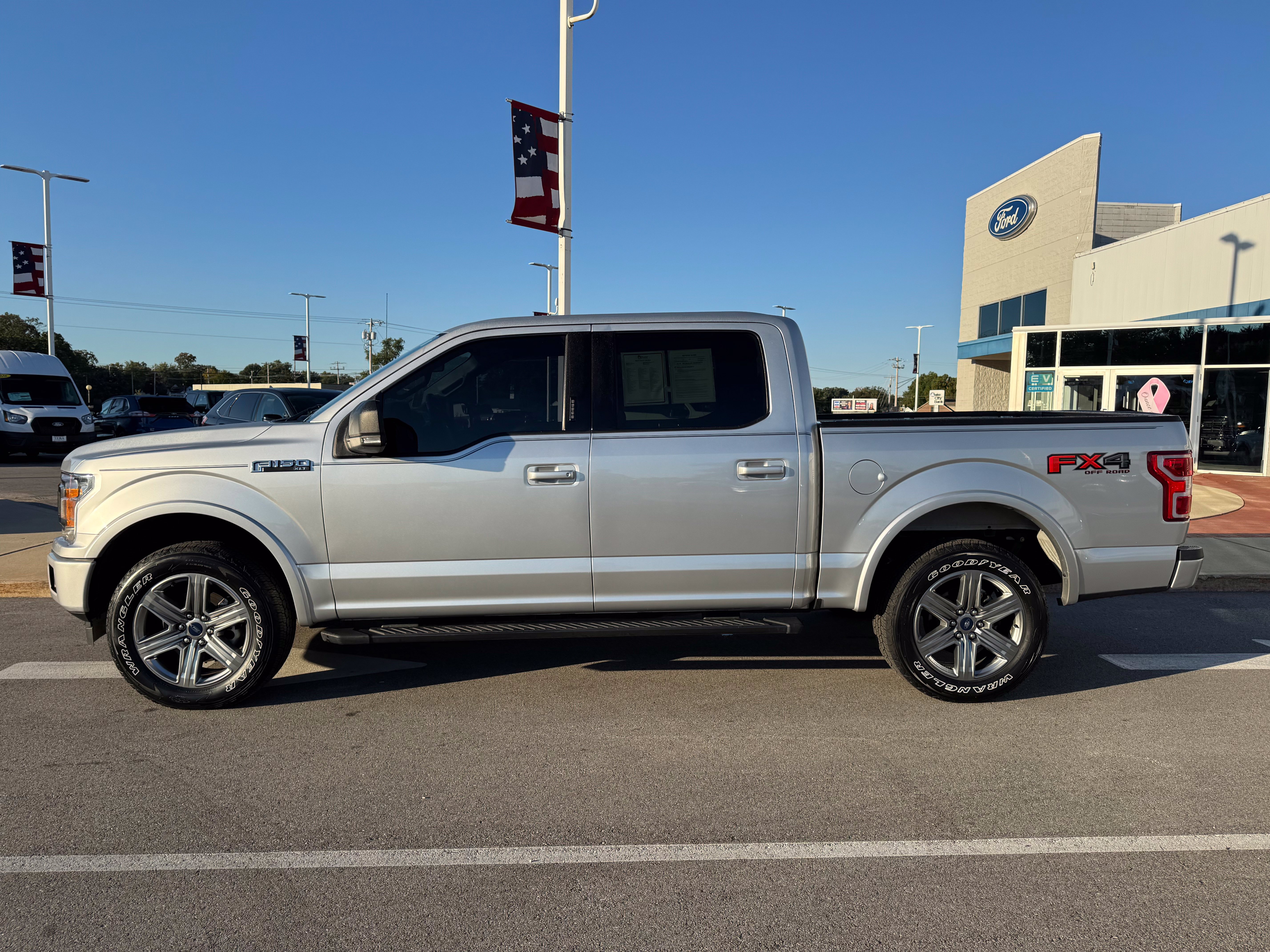 Certified 2019 Ford F150 XLT w/ Equipment Group 302A Luxury AWD/4WD image 4