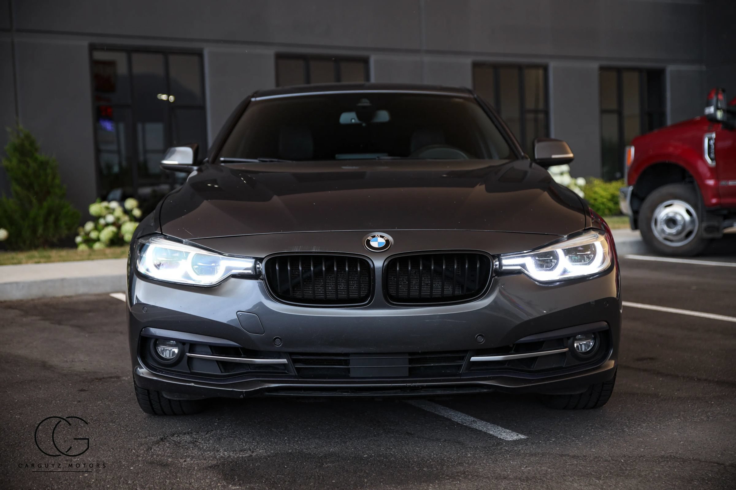 Used 2017 BMW 340i xDrive Sedan AWD/4WD image 19
