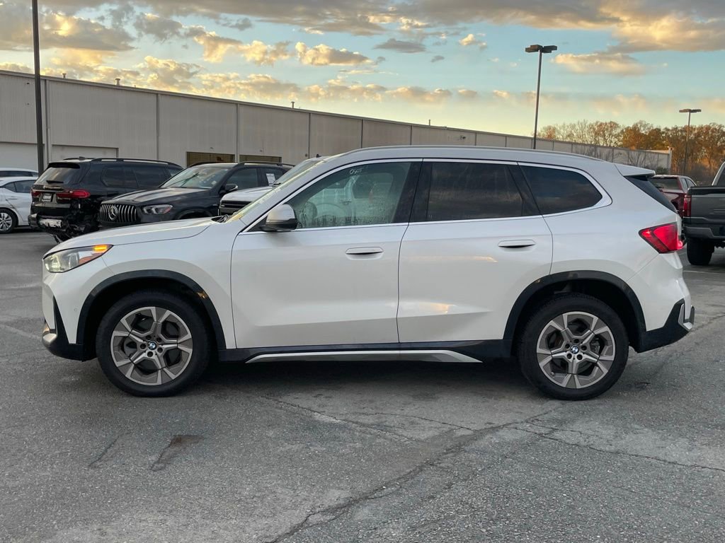Used 2024 BMW X1 xDrive28i image 4