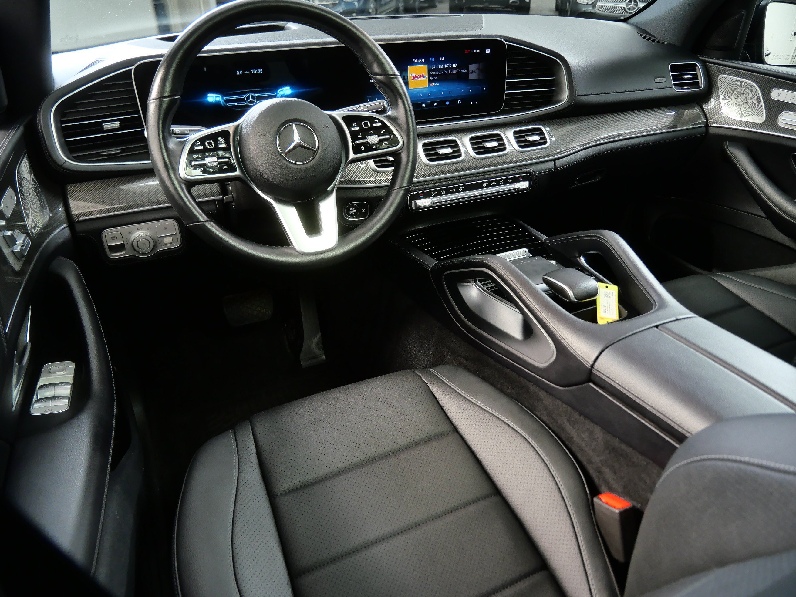 Used 2021 Mercedes-Benz GLE 450 4MATIC image 2
