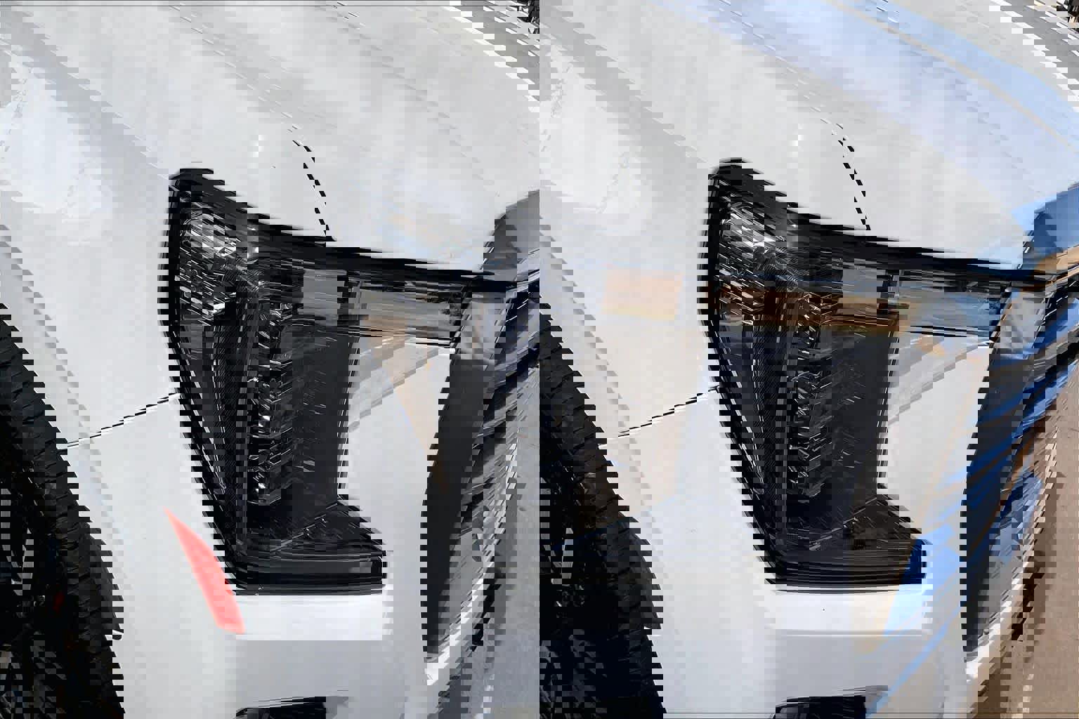 Used 2021 GMC Yukon XL AT4 w/ AT4 Premium Plus Package image 26