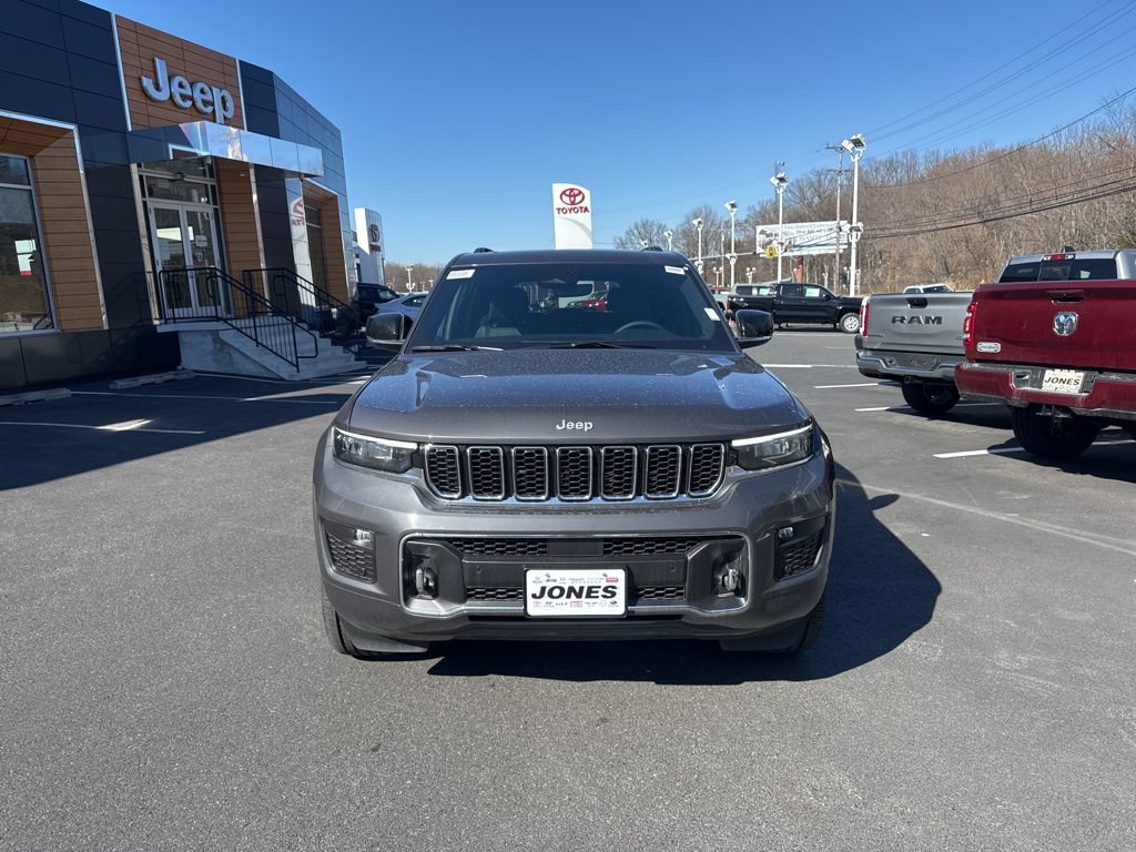 New 2025 Jeep Grand Cherokee Overland w/ MOPAR Finishing Package AWD/4WD image 3