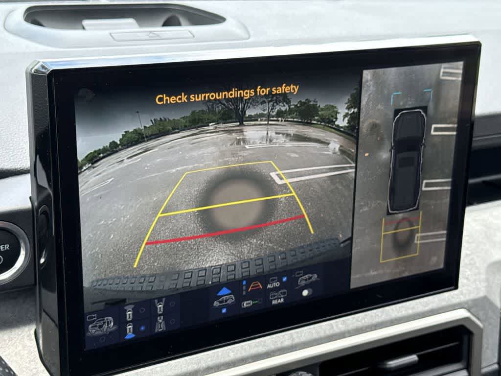 Used 2025 Toyota 4Runner Trailhunter AWD/4WD image 19
