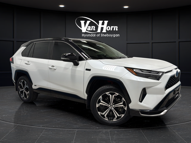 Used 2023 Toyota RAV4 XSE w/ Weather Package AWD/4WD video 1