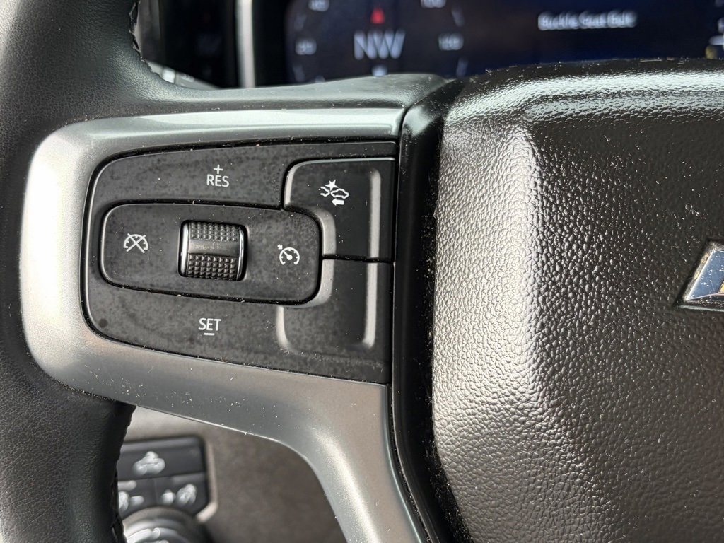 Used 2024 Chevrolet Silverado 2500 LT image 4