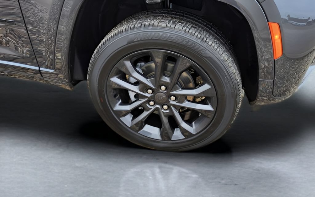 New 2026 Jeep Grand Cherokee Limited AWD/4WD image 42