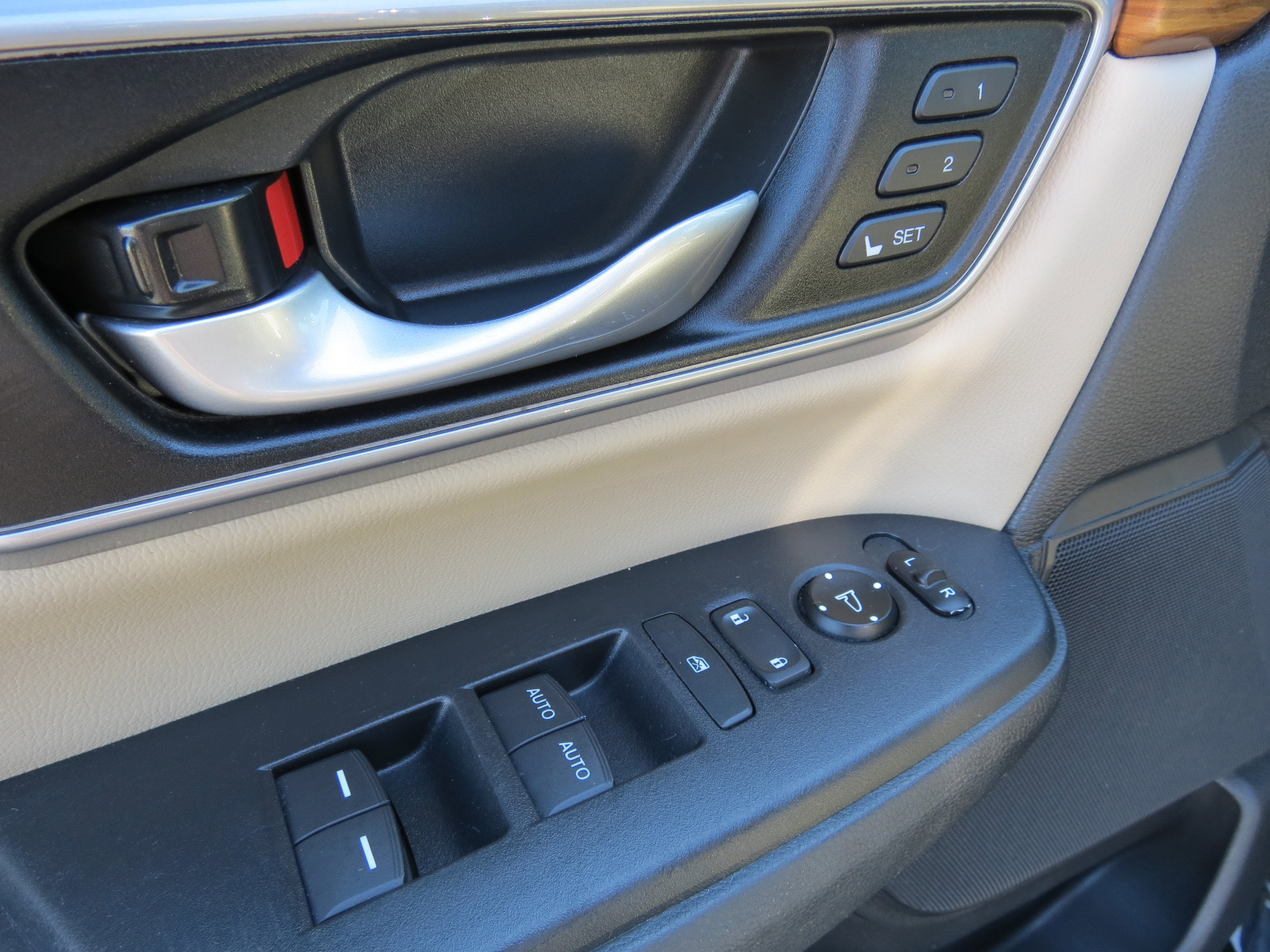 Used 2017 Honda CR-V EX-L image 30