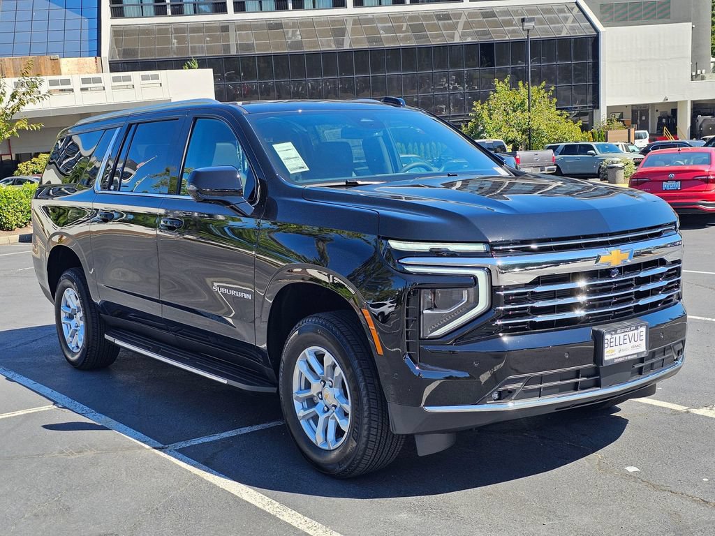 New 2026 Chevrolet Suburban LT w/ Comfort Package AWD/4WD image 7