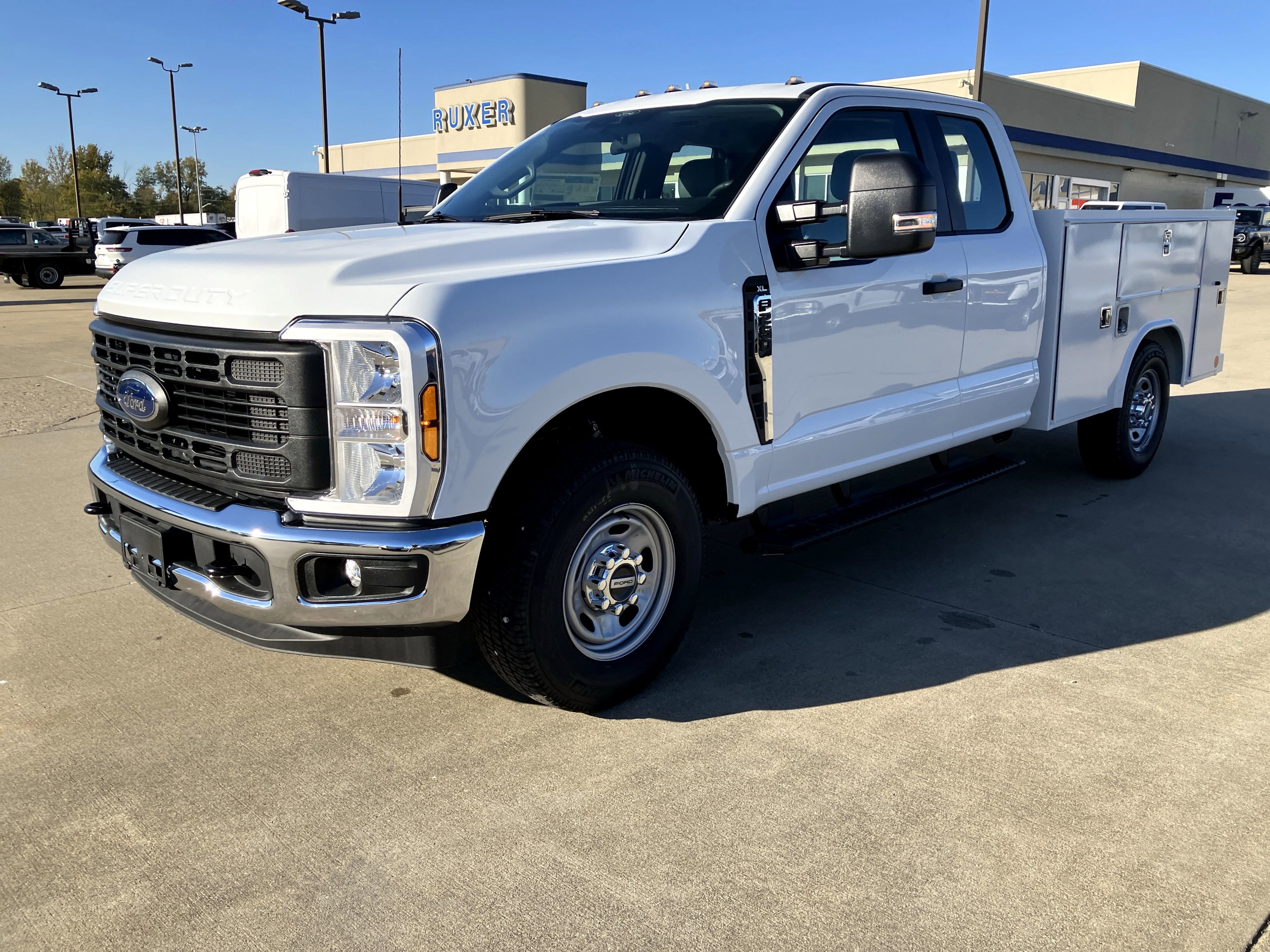 New 2026 Ford F250 XL w/ XL Chrome Package image 1