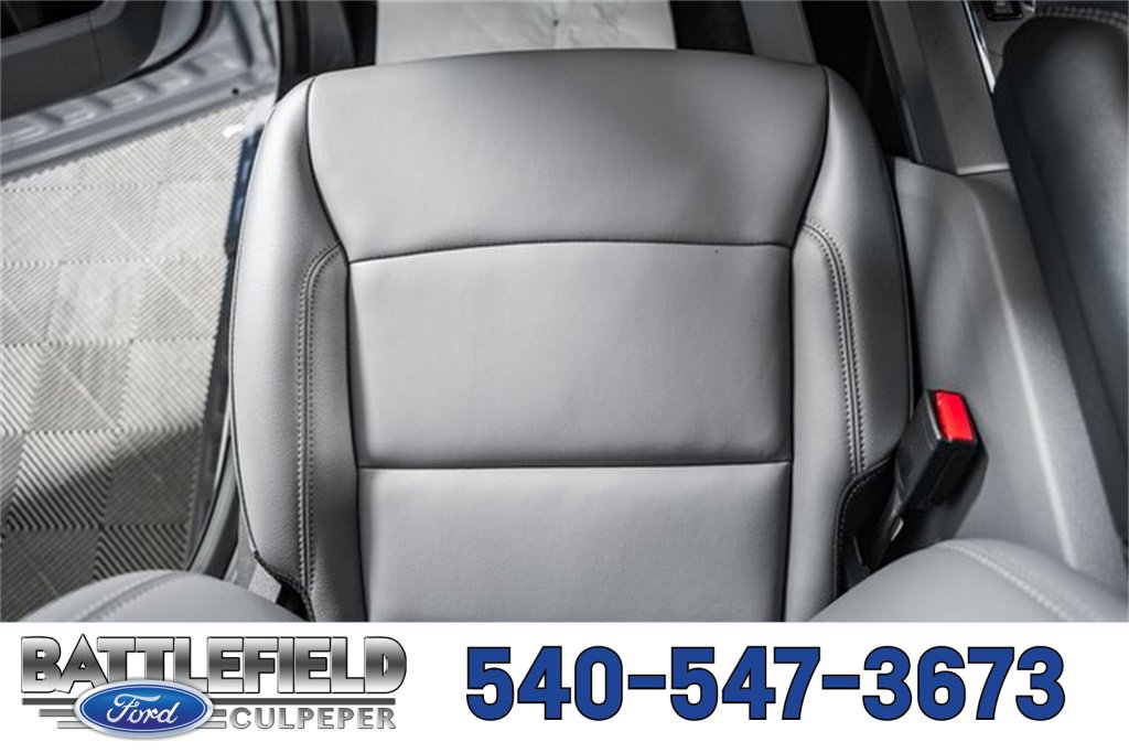 New 2025 Ford F150 Lightning Flash image 31