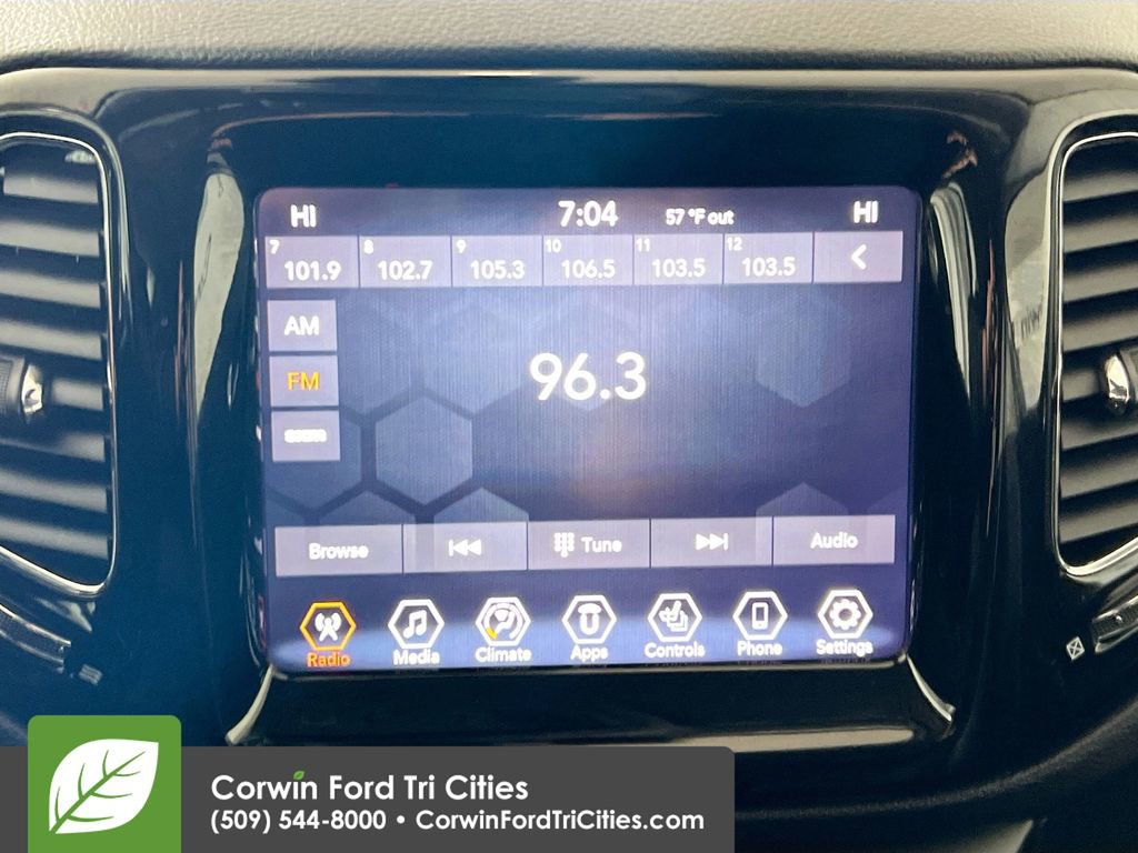 Used 2021 Jeep Compass Limited image 21