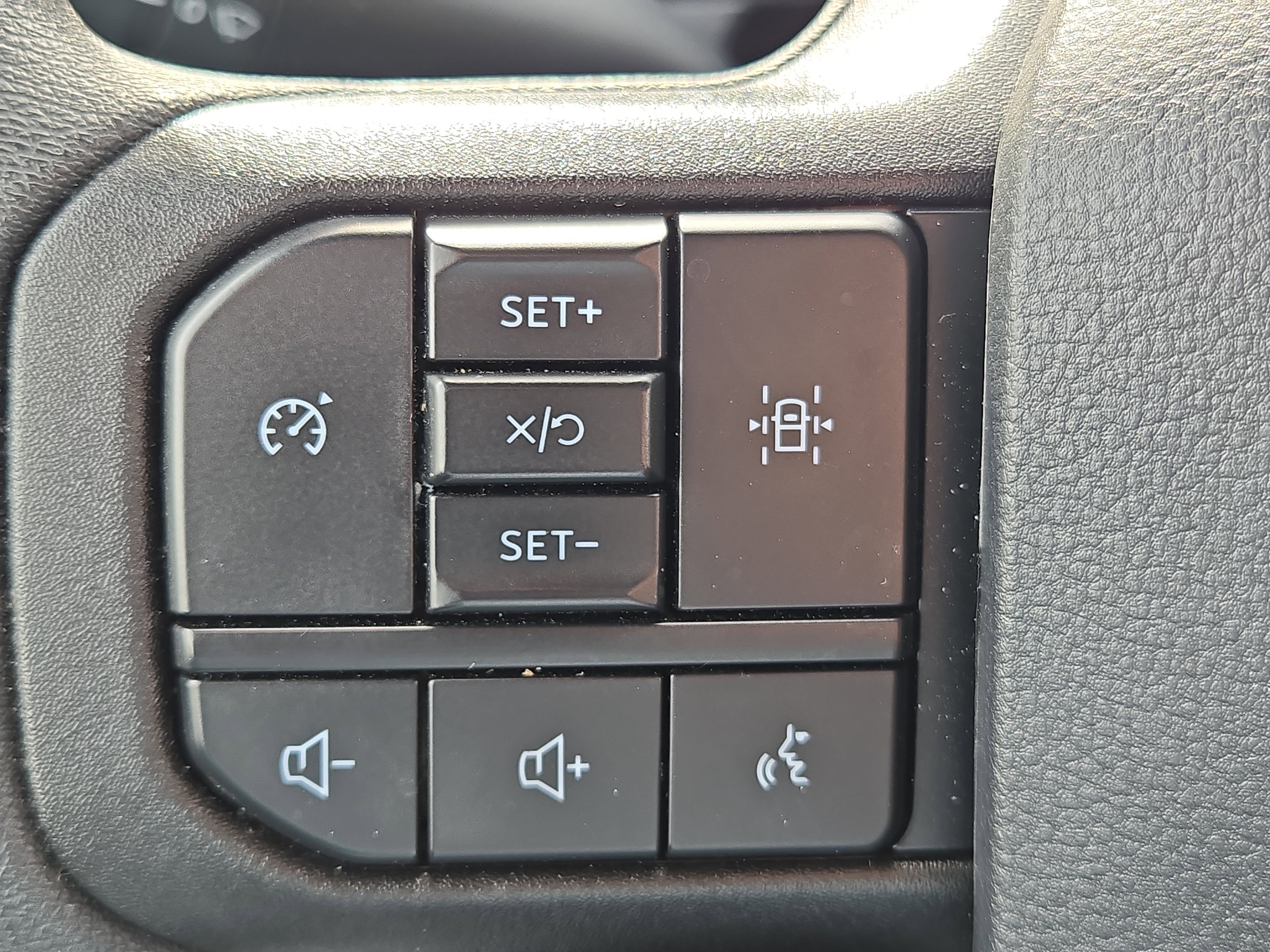 Used 2025 Ford F150 STX image 24