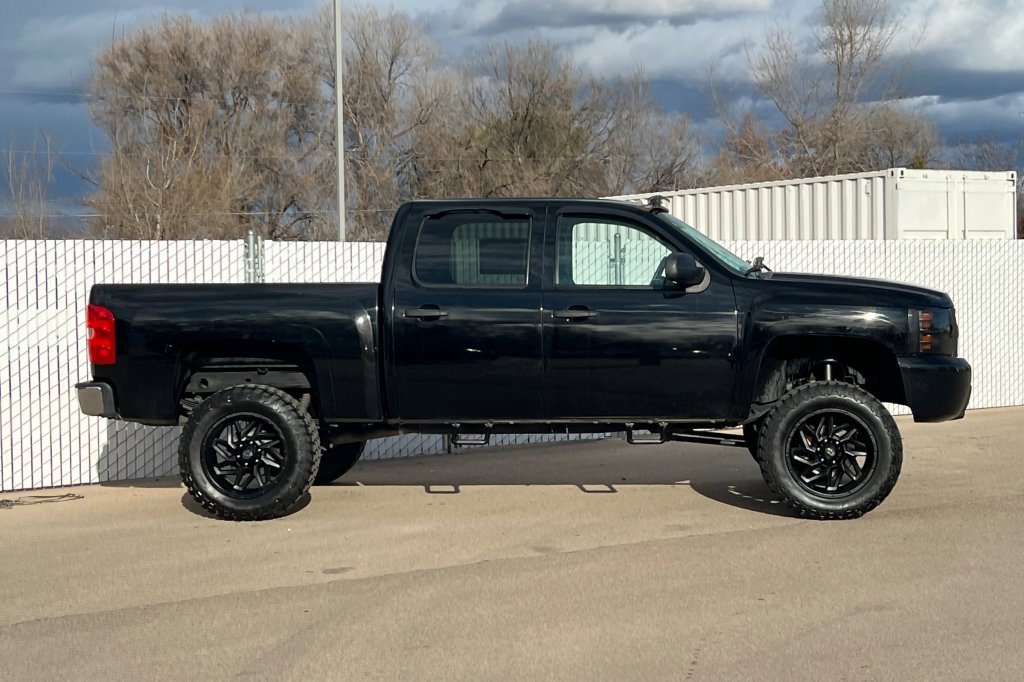 Used 2009 Chevrolet Silverado 1500 LT image 3