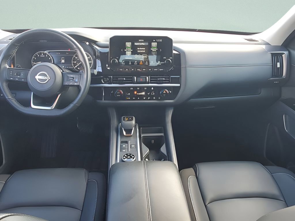 Used 2025 Nissan Pathfinder SL image 24