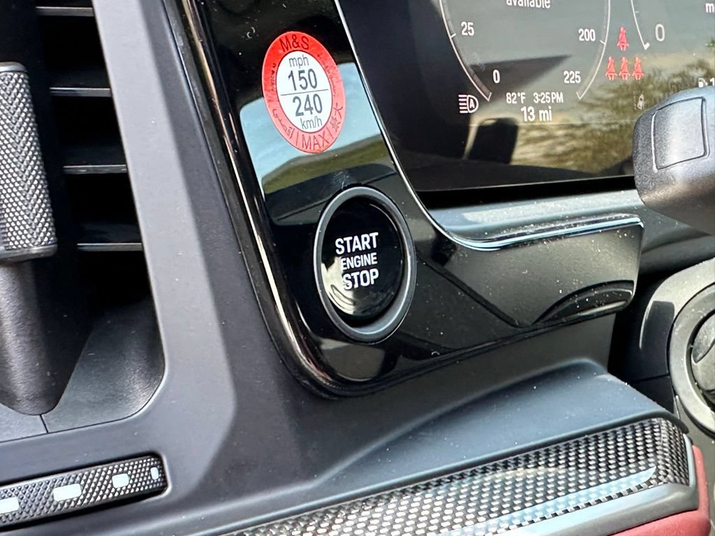 Certified 2025 Porsche Cayenne Turbo AWD/4WD image 17
