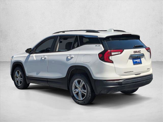 Used 2022 GMC Terrain SLE w/ Driver Convenience Package image 7