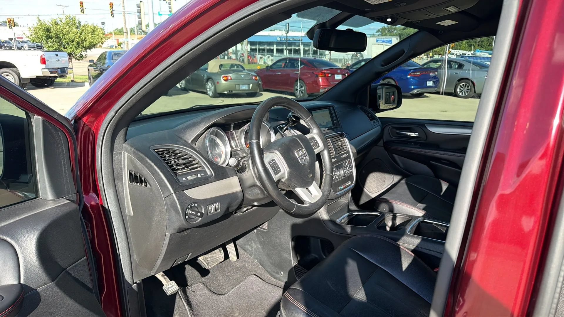 Used 2020 Dodge Grand Caravan GT FWD image 89