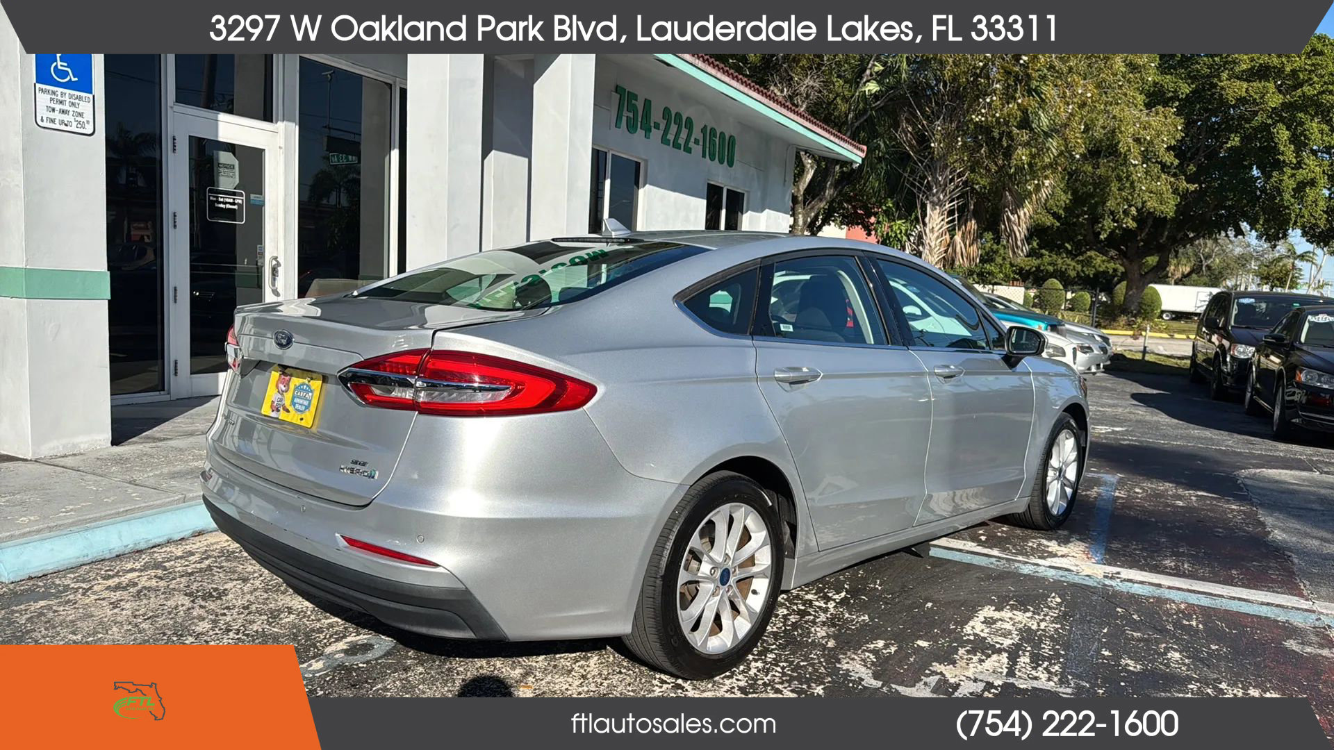 Used 2019 Ford Fusion SE image 11