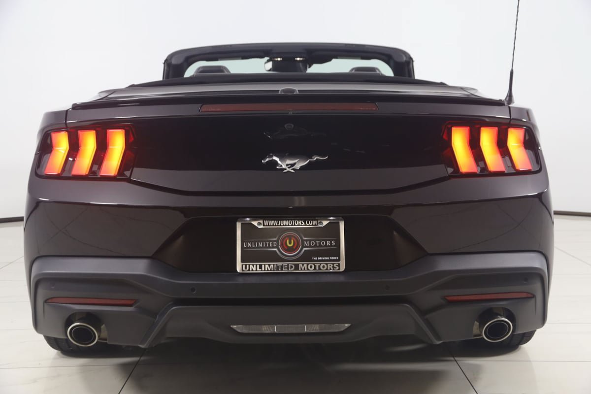 Used 2024 Ford Mustang Premium RWD image 59