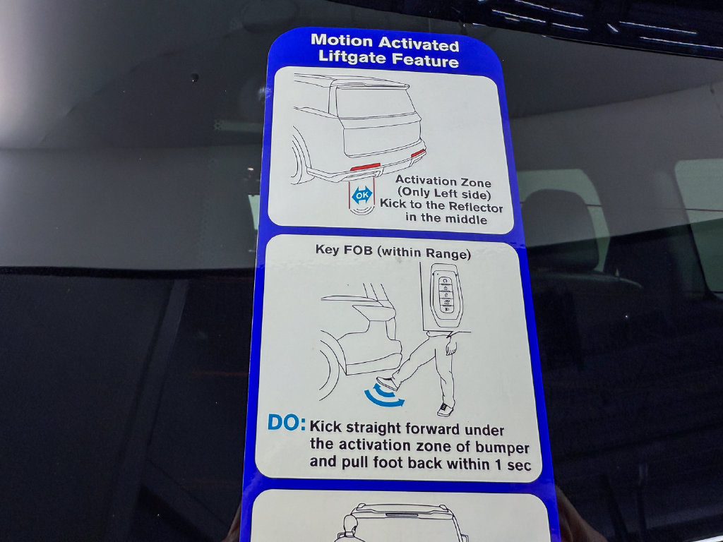 New 2026 Nissan Armada PRO-4X AWD/4WD image 38
