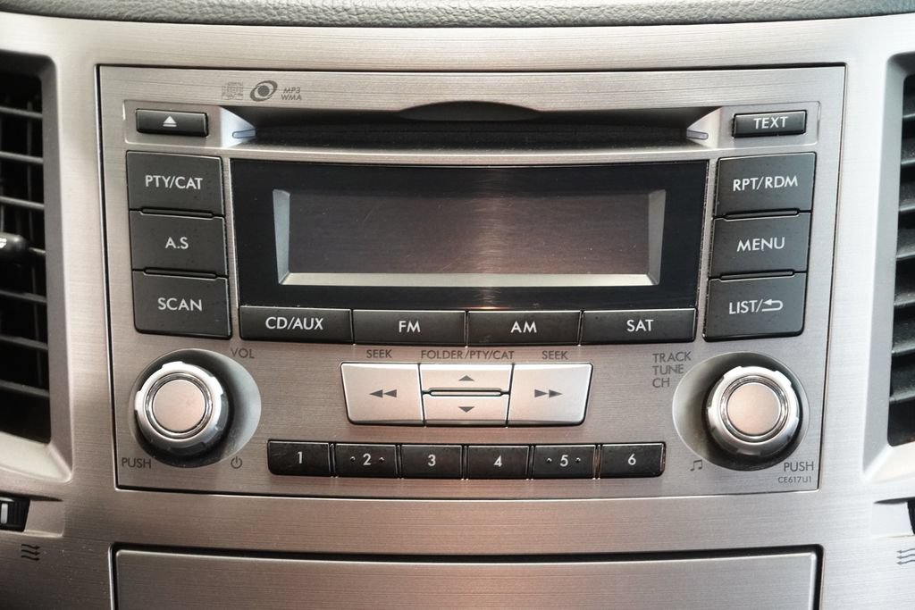Used 2012 Subaru Outback 2.5i Premium w/ All-Weather Pkg AWD/4WD image 20