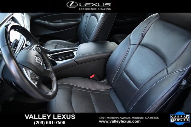 Used 2021 Buick Enclave Avenir w/ Avenir Technology Package image 9