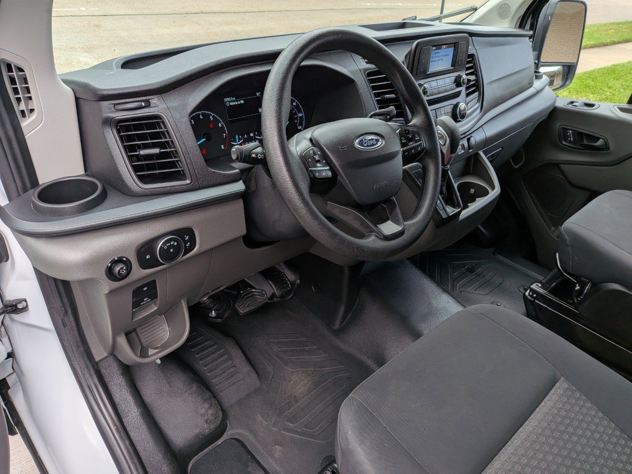 Used 2024 Ford Transit 250 Low Roof w/ Exterior Upgrade Package RWD image 11