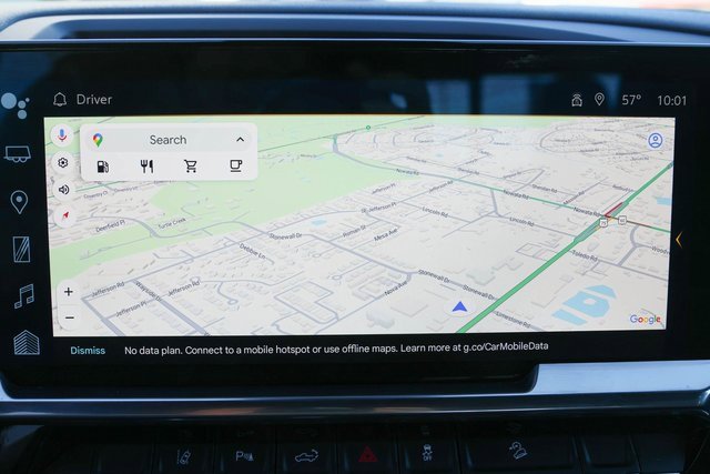 Used 2024 Chevrolet Silverado 3500 High Country w/ Technology Package image 32