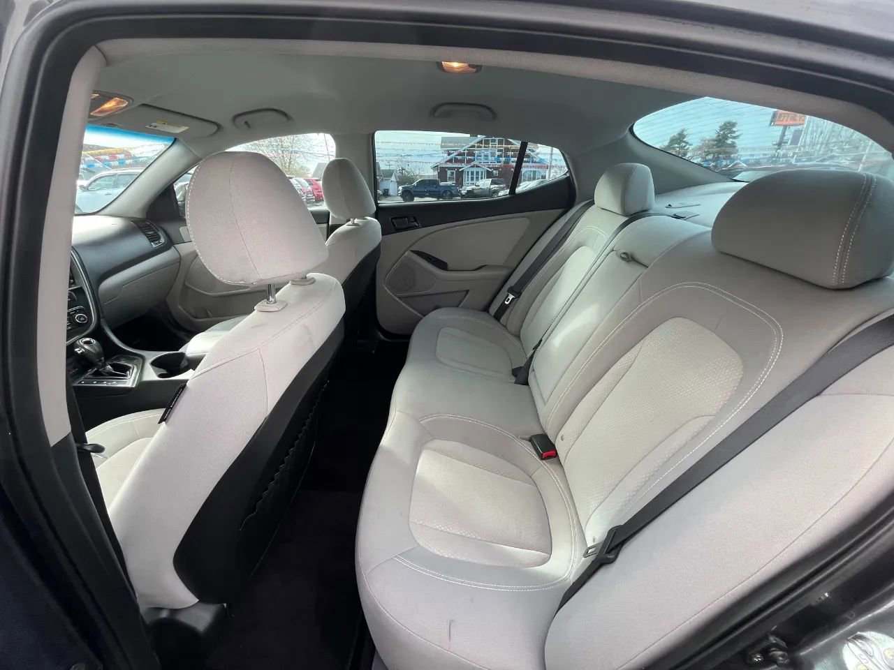 Used 2011 Kia Optima LX w/ Technology Pkg image 12