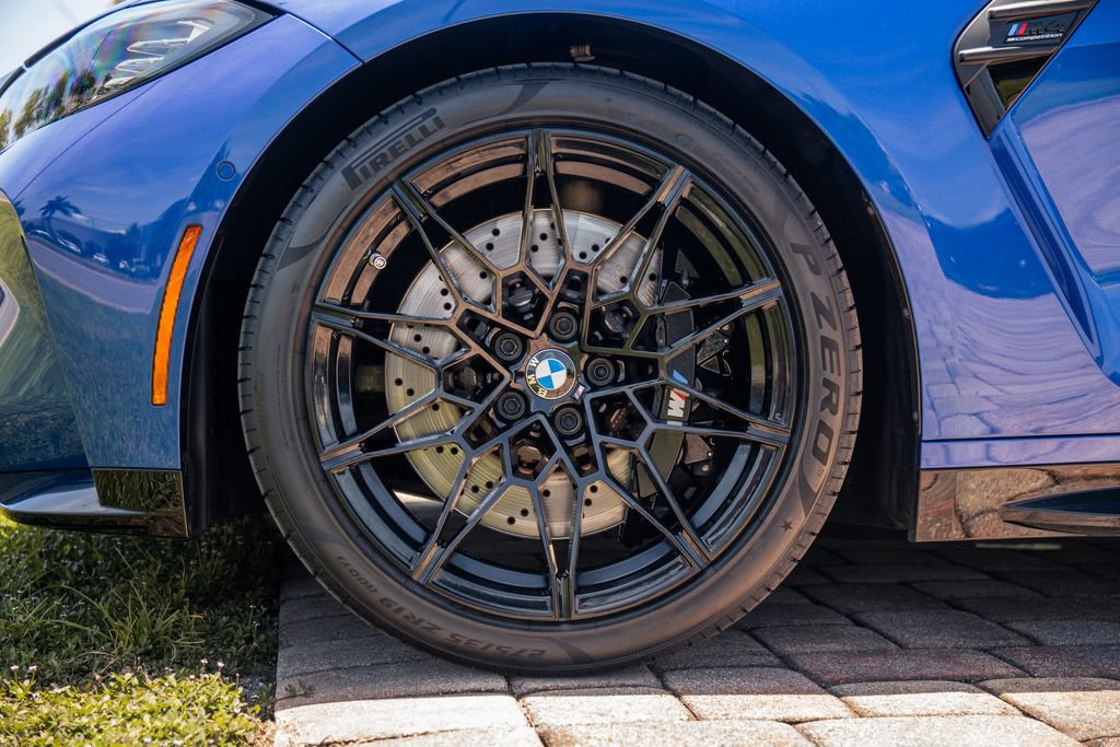 Used 2024 BMW M4 Competition w/ Executive Package RWD image 17