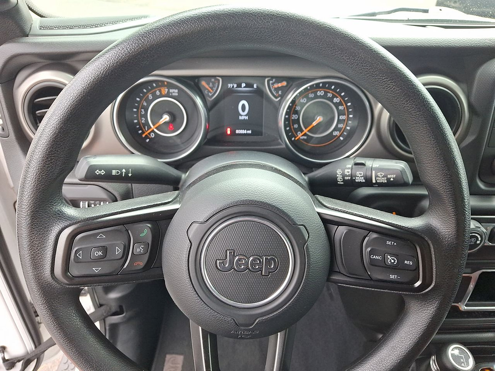Used 2018 Jeep Wrangler Unlimited Sport AWD/4WD image 16