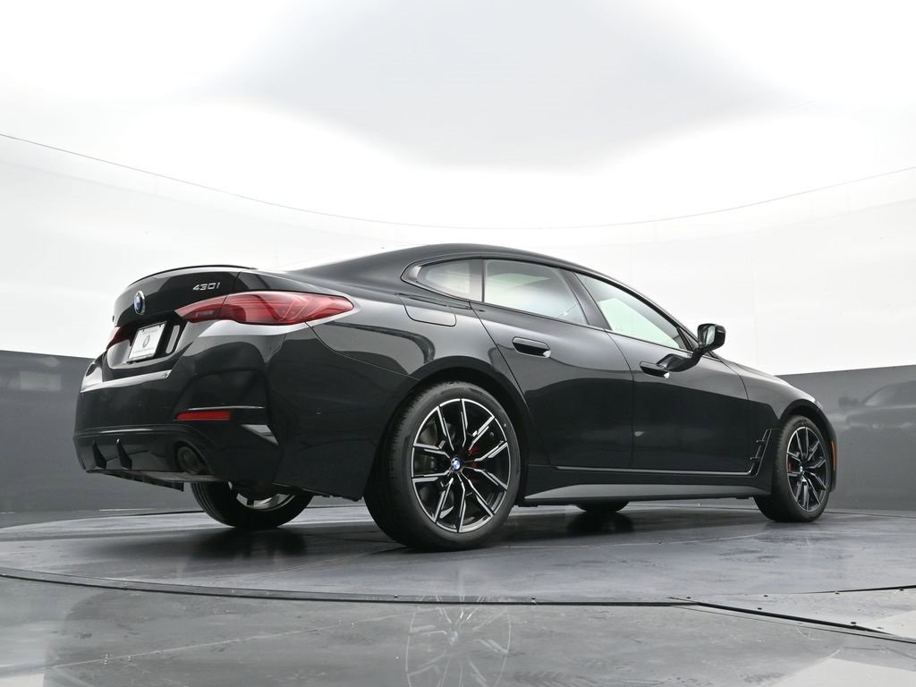 New 2026 BMW 430i xDrive w/ M Sport Package image 28
