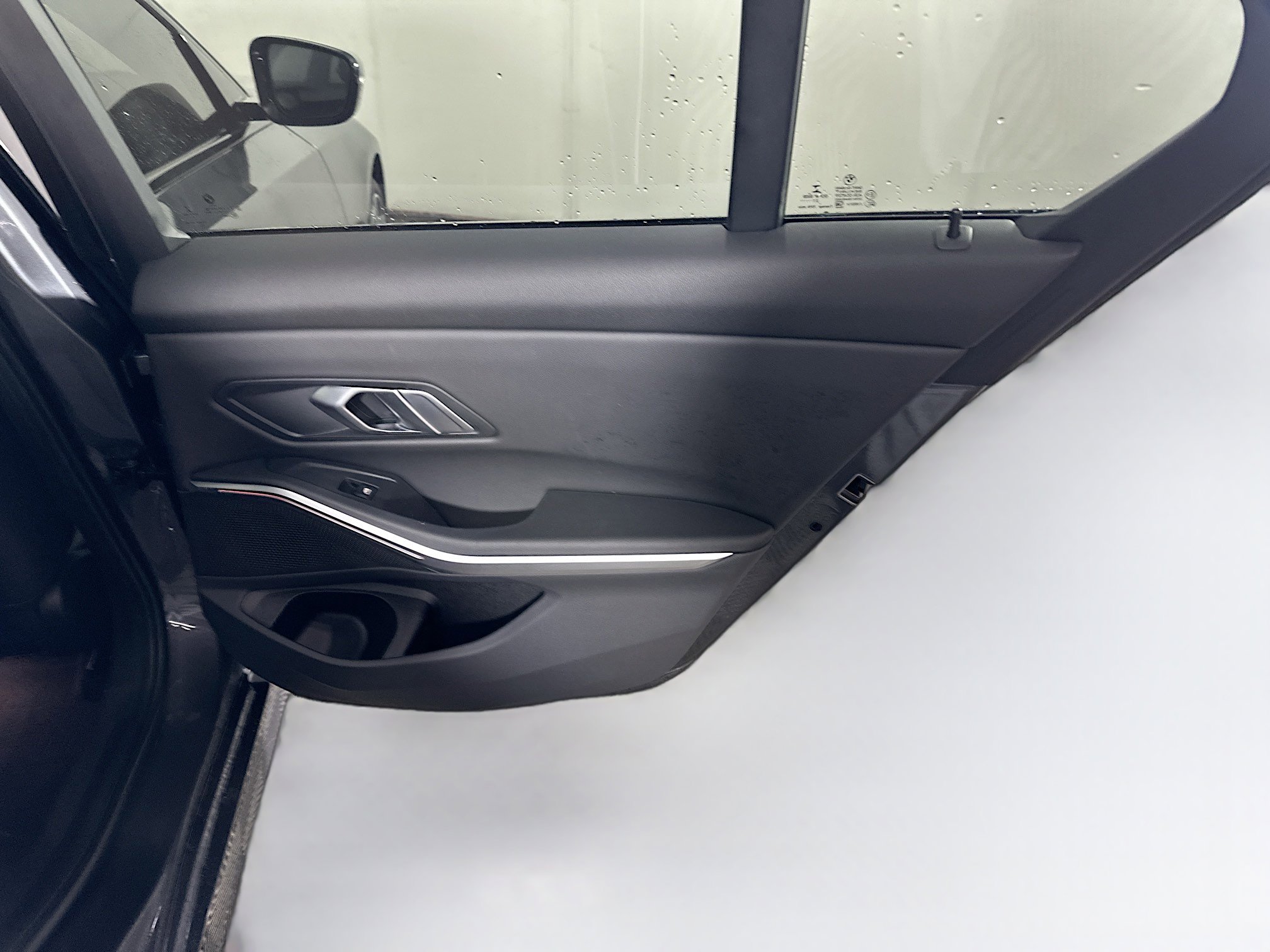 Used 2022 BMW 330i xDrive Sedan w/ Driving Assistance Package image 32