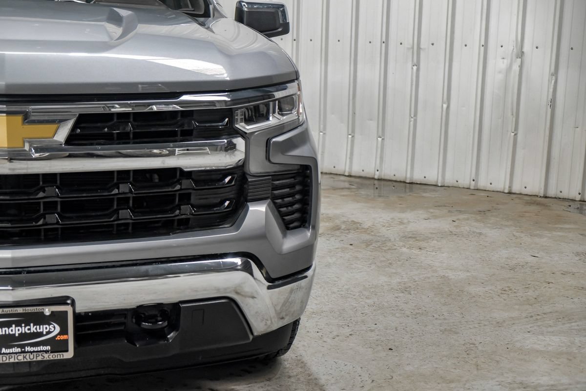 Used 2023 Chevrolet Silverado 1500 LT w/ Z71 Off-Road Package AWD/4WD image 46