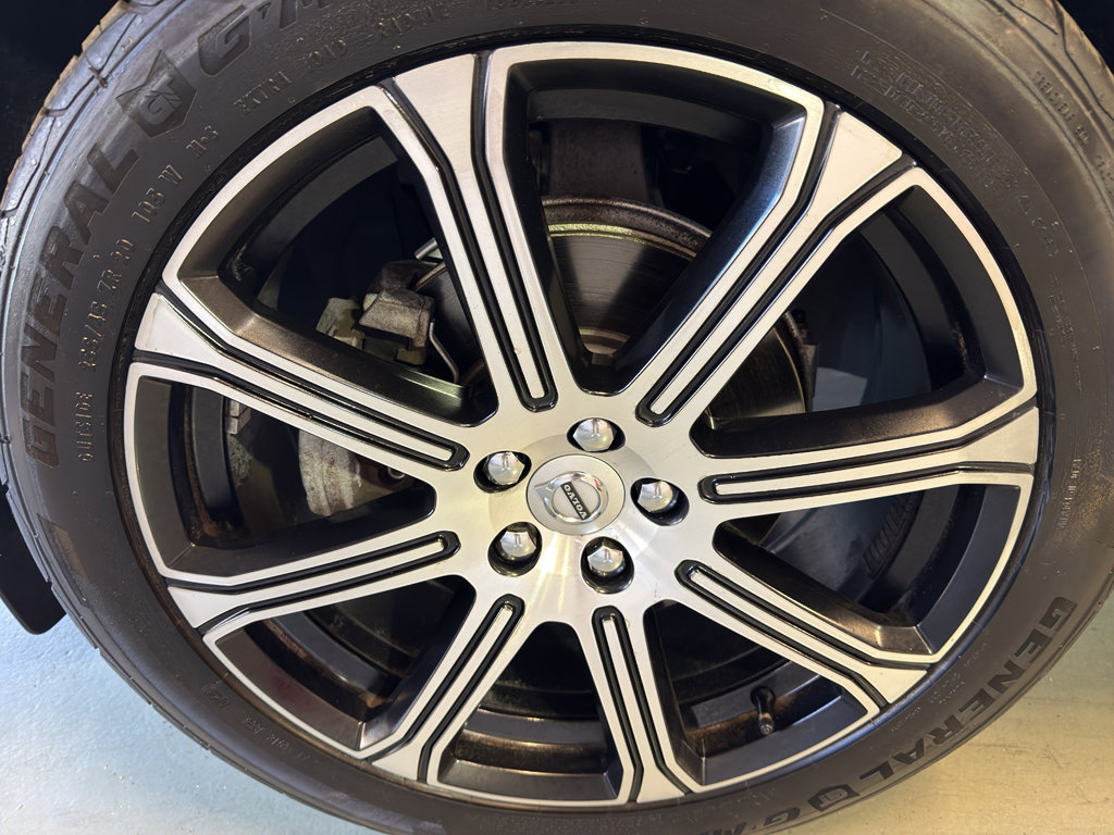 Used 2020 Volvo XC60 T5 Inscription image 34