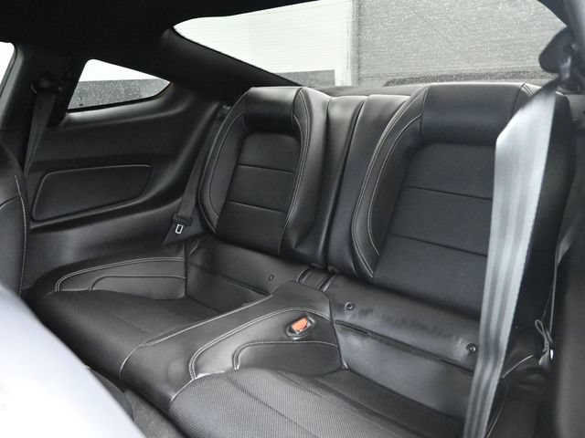 Used 2022 Ford Mustang Shelby GT500 w/ Technology Package RWD image 21