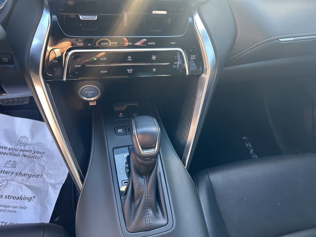 Used 2021 Toyota Venza Limited w/ Carpet Mat Package (TMS) image 18