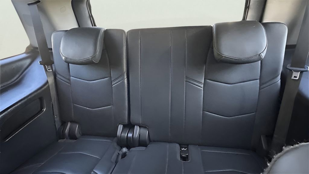 Used 2020 Cadillac Escalade Luxury image 68