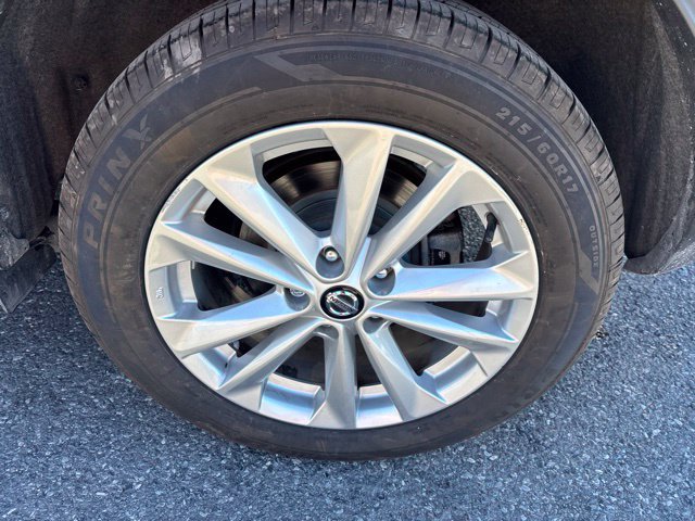 Used 2019 Nissan Rogue Sport SV FWD image 20