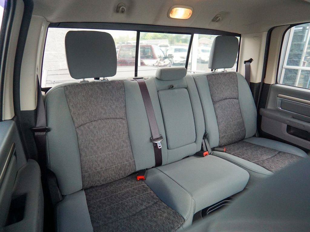 Used 2017 RAM 1500 Big Horn RWD image 28