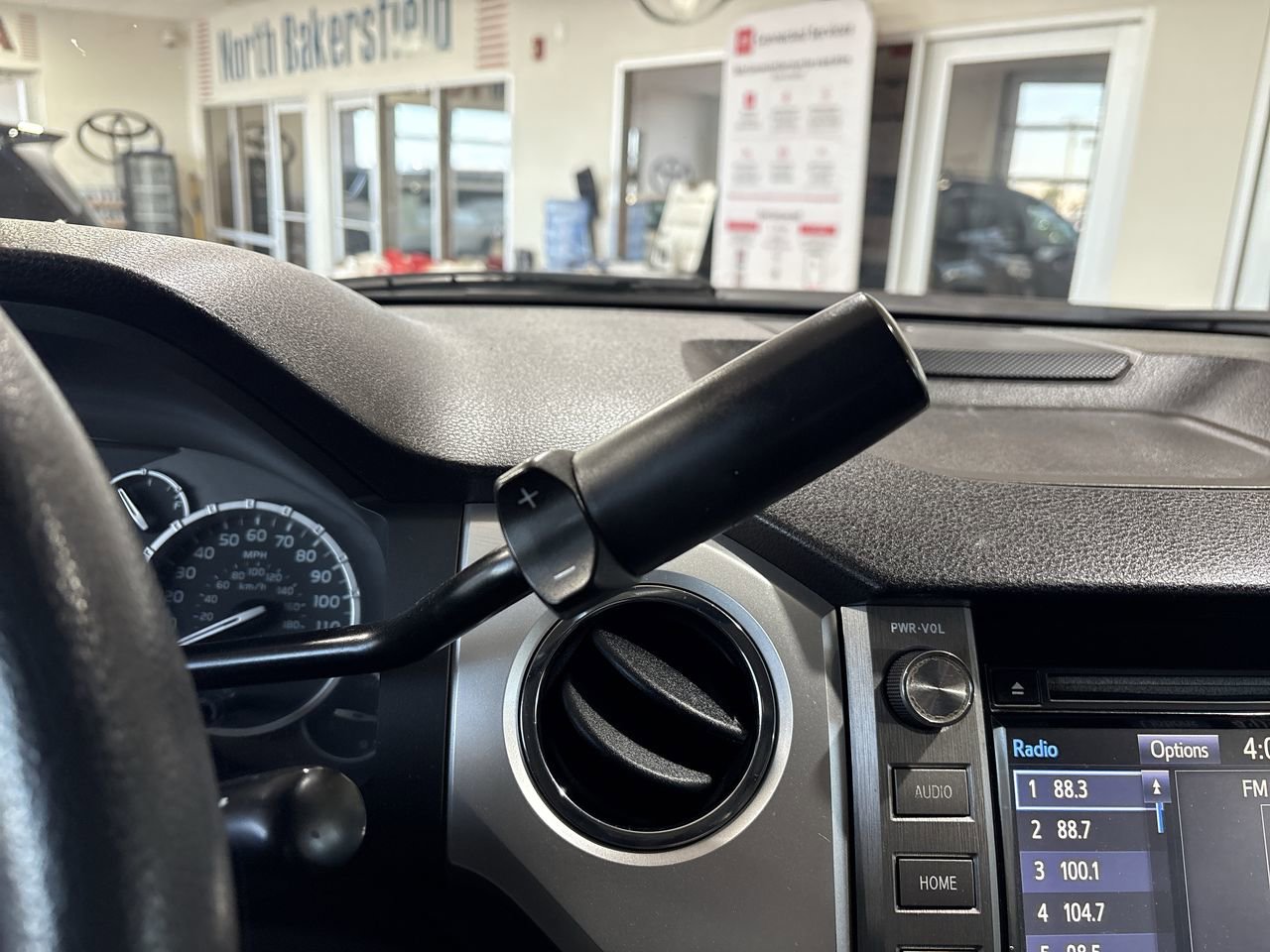 Used 2016 Toyota Tundra SR5 RWD image 19