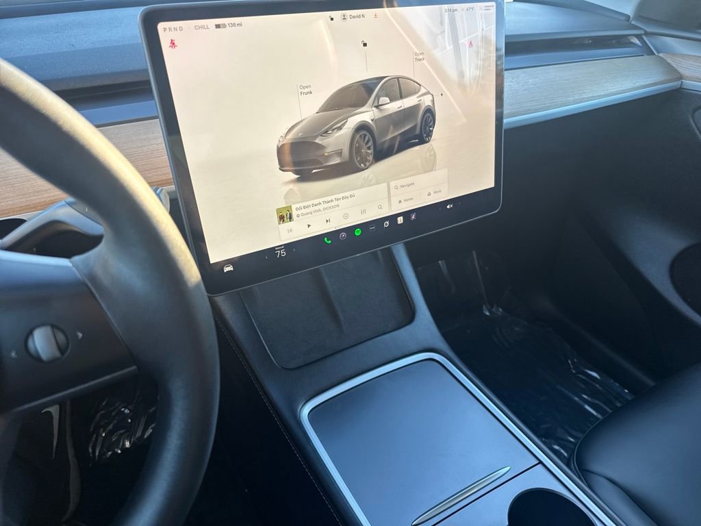 Used 2025 Tesla Model Y Long Range image 20