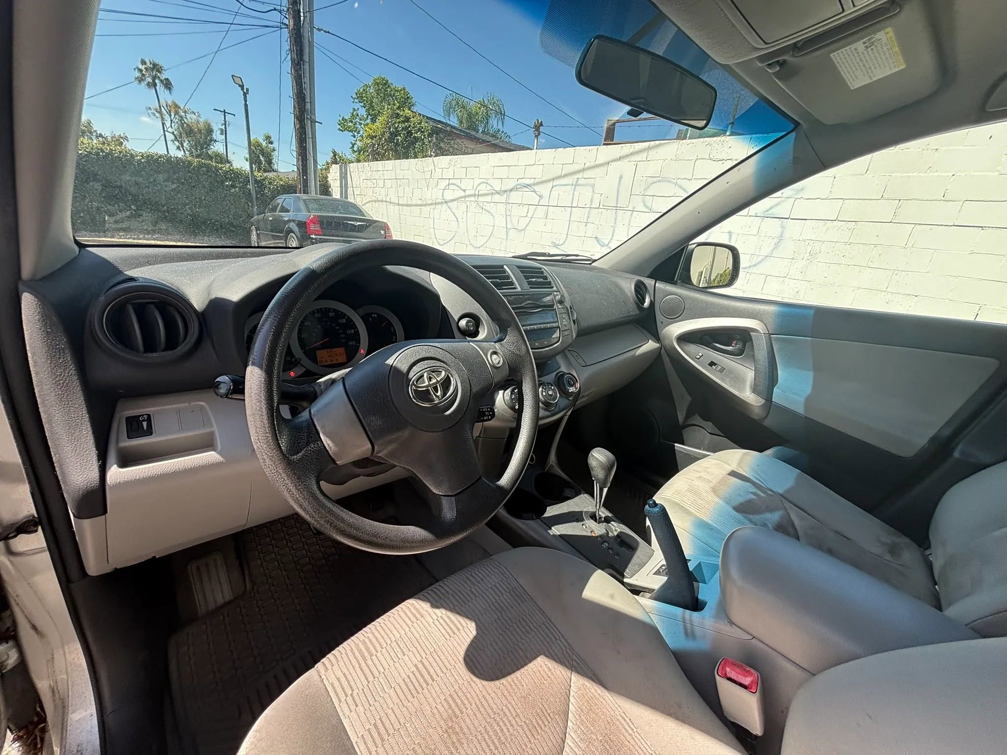 Used 2011 Toyota RAV4 4WD w/ Base L4 Extra Value Pkg image 23