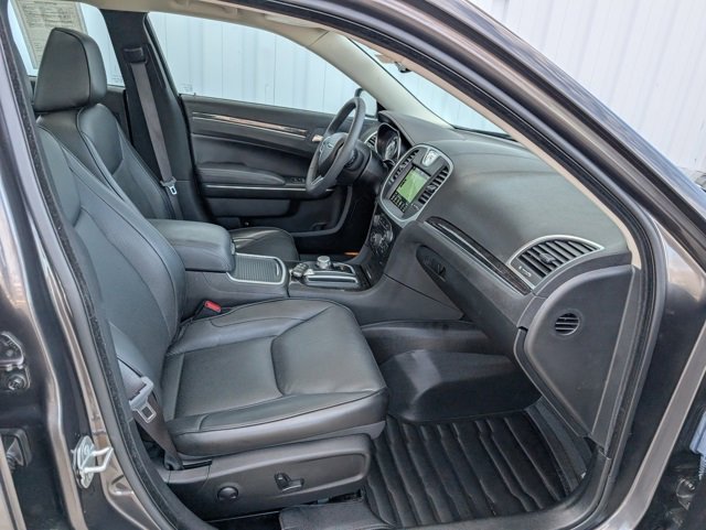 Used 2023 Chrysler 300 Touring L w/ Popular Equipment Group image 29