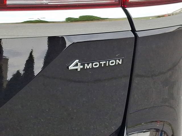 Used 2025 Volkswagen Atlas SE AWD/4WD image 32
