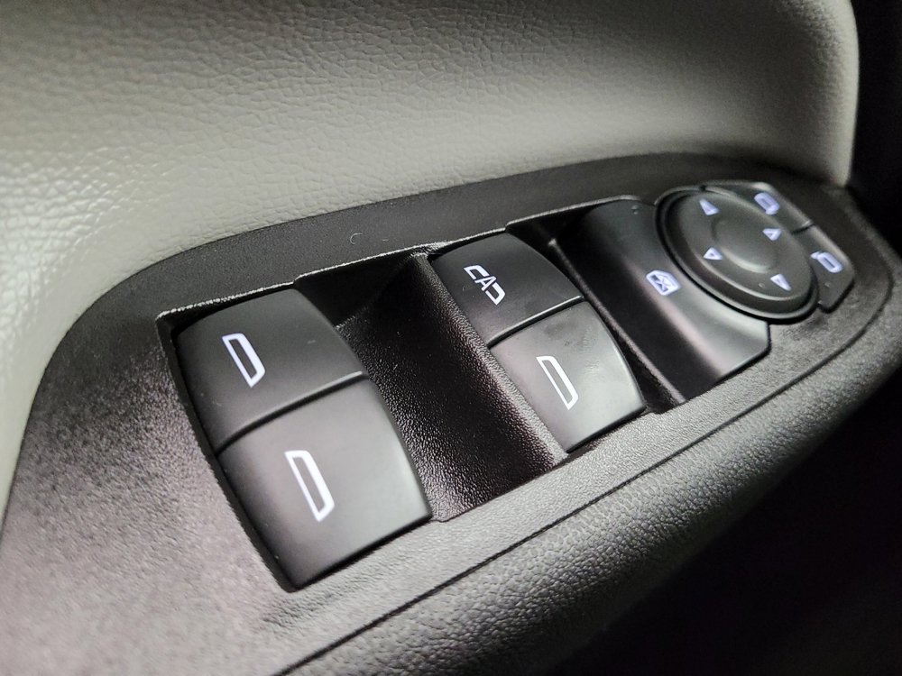 Used 2018 Chevrolet Equinox LT image 27