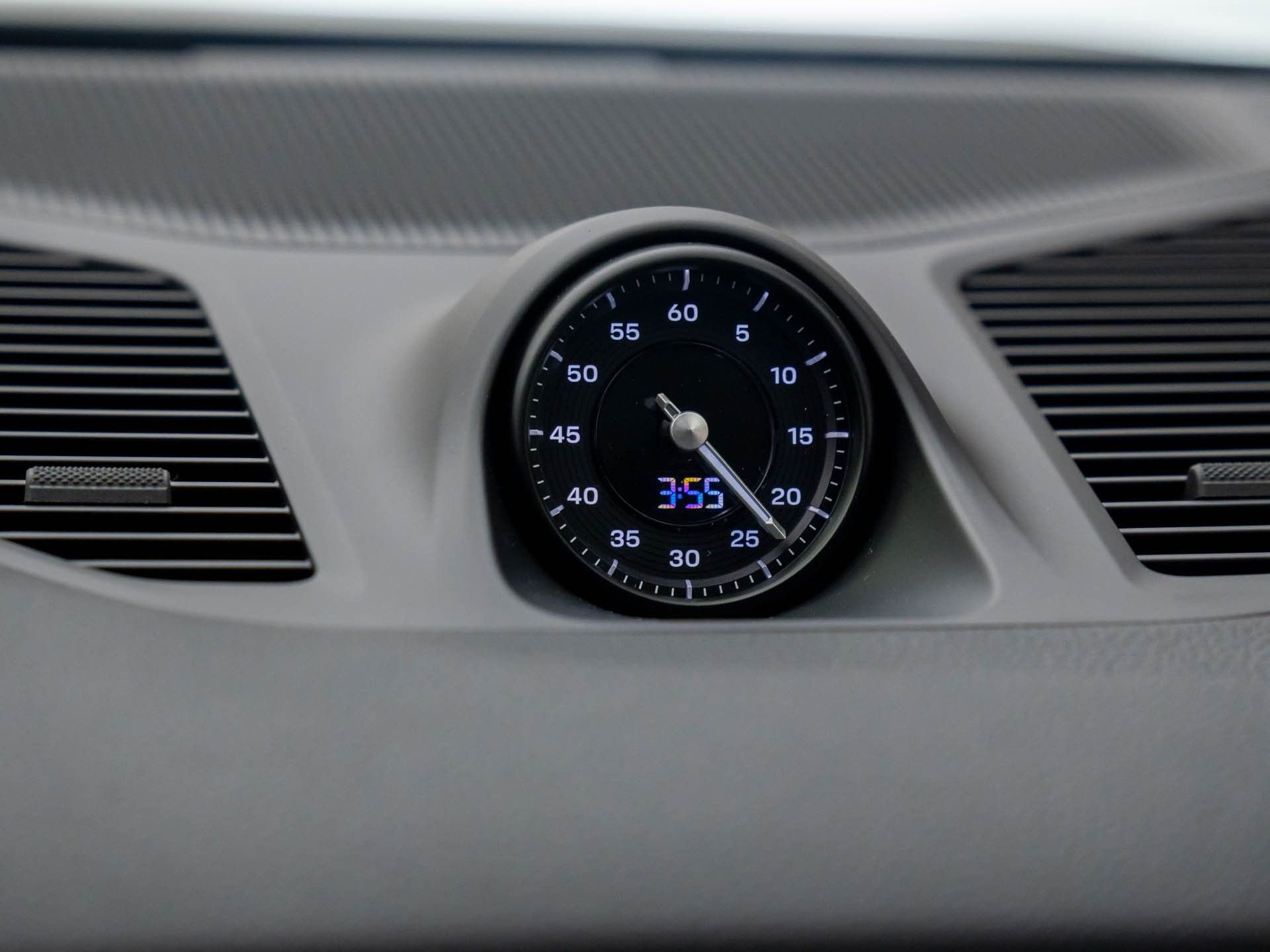 New 2025 Porsche Cayenne E-Hybrid Coupe image 26